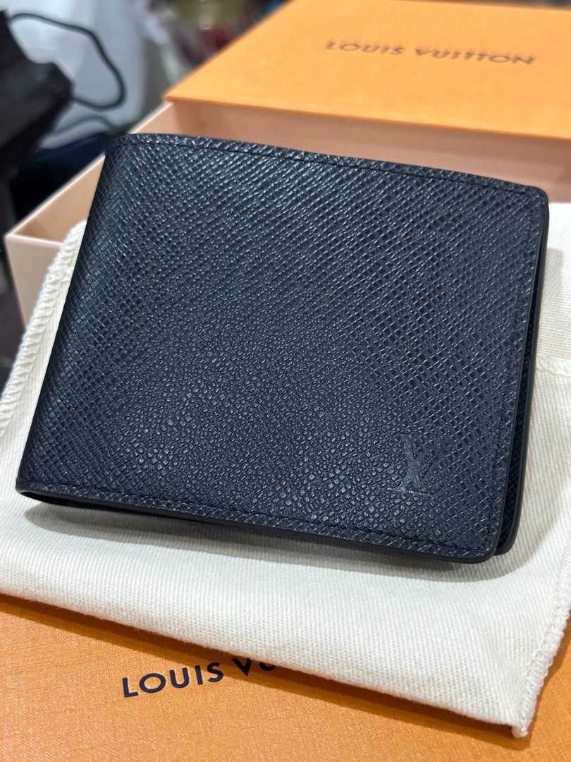 Authentic Brand New Louis Vuitton Men Wallet- Slender Taiga Noir (M30539),  Luxury, Bags & Wallets on Carousell