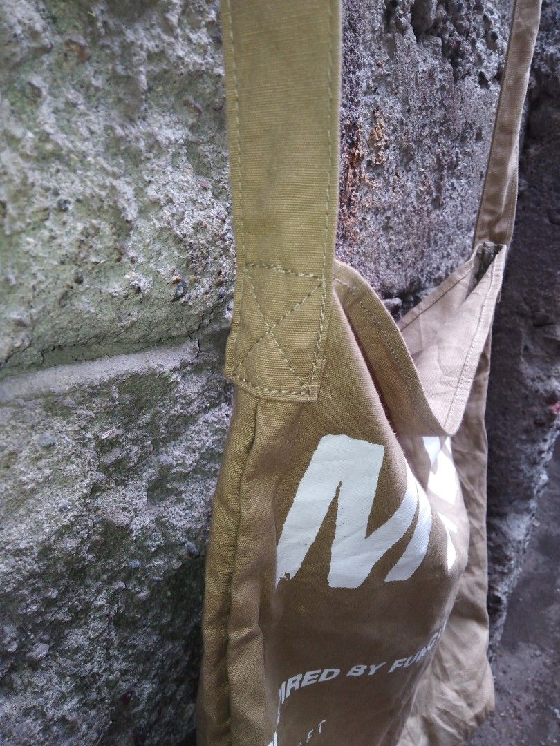 Margarett howell utility tote bag, Women's Fashion, Bags & Wallets