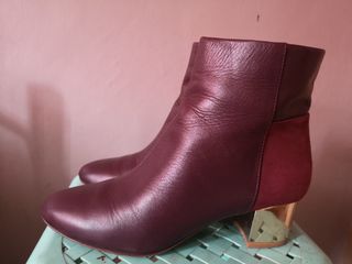 (Category: ) located in . Submitted by luxucloset (Listing ID 1213807035, Image 1). Description: .