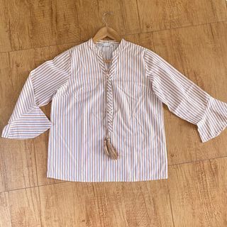 minimal strip blouse