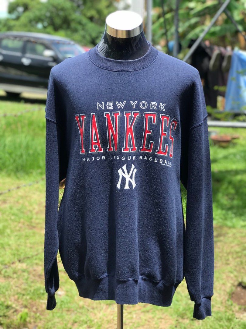 Vintage 90s New York Yankees Crewneck