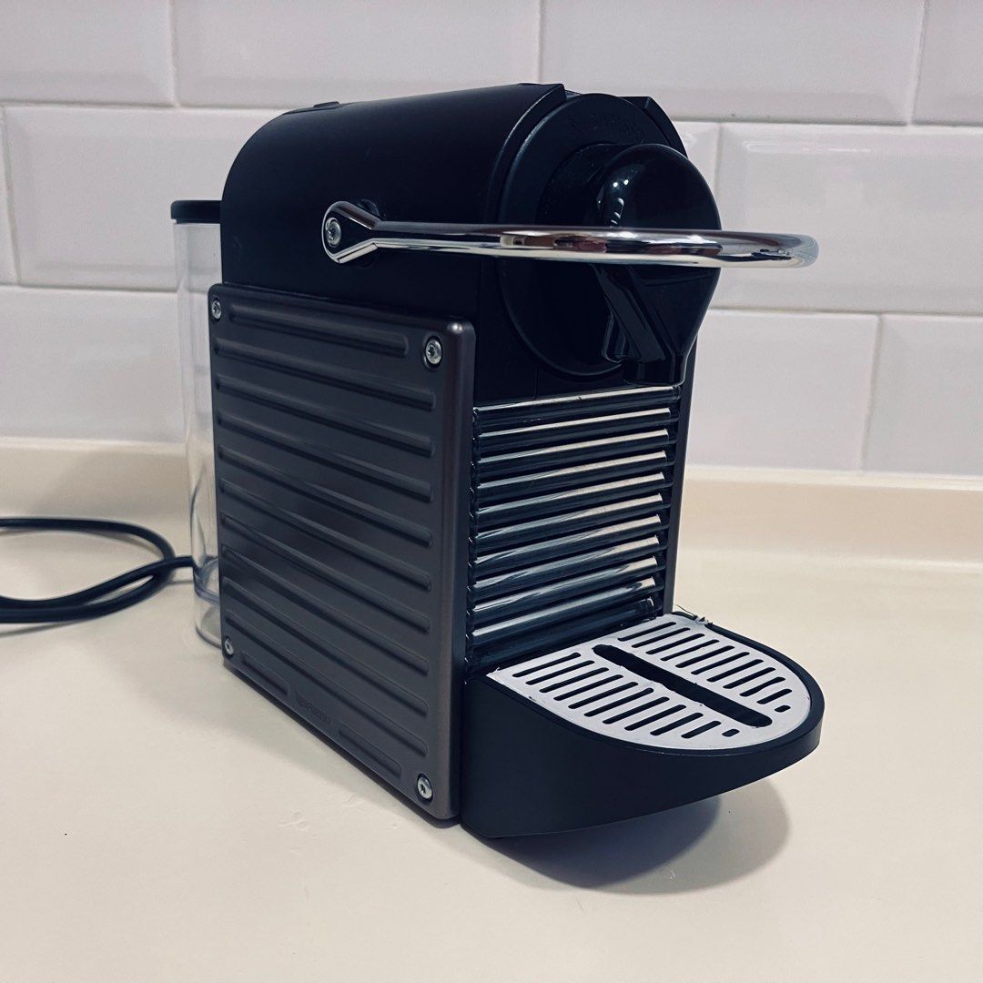 Nespresso Krups Pixie, TV & Home Appliances, Kitchen Appliances, Coffee