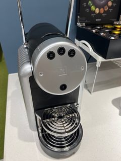 （分類：）位於 。 由 ftm1234 提交（商品編號 1213885441，圖片 1）。簡介： 。
