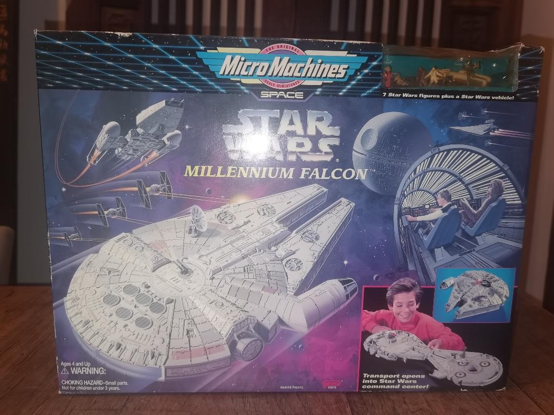 NEW Vintage 1995 Star Wars Micro Machines Millennium Falcon