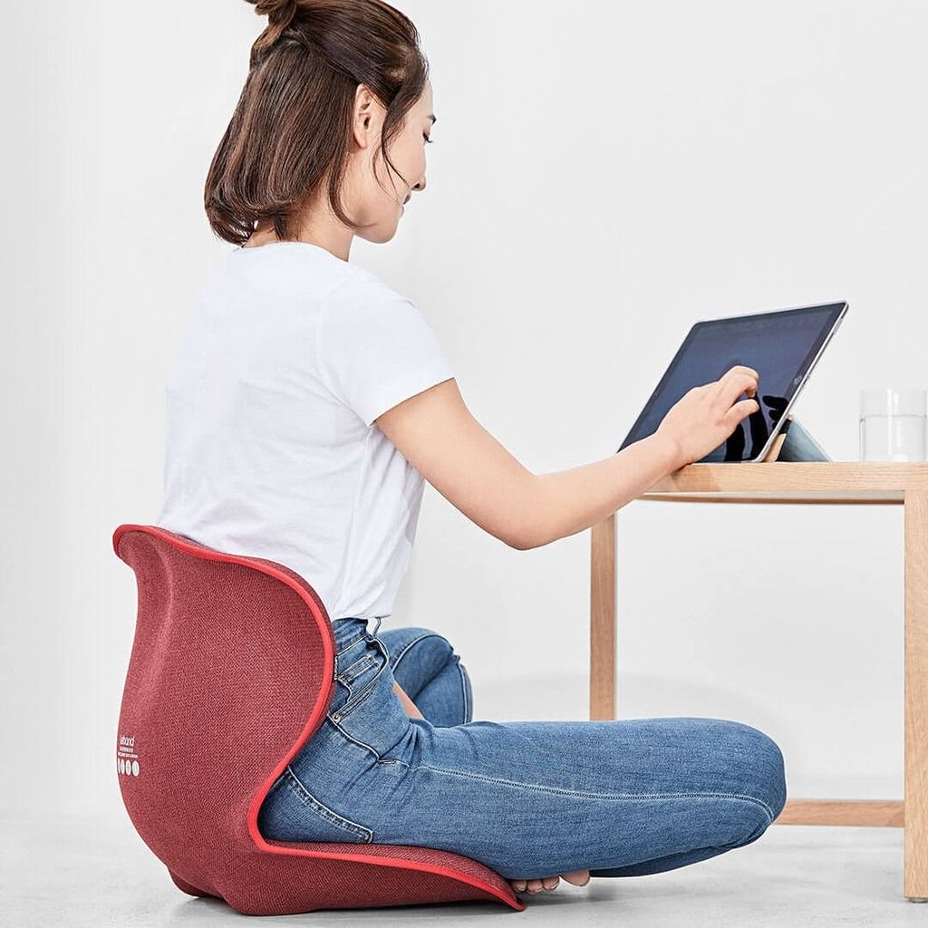 Portable outlet back cushion