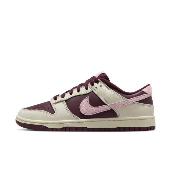 Nike Dunk Low Premium 'Setsubun', Men's Fashion, Footwear, Sneakers on  Carousell