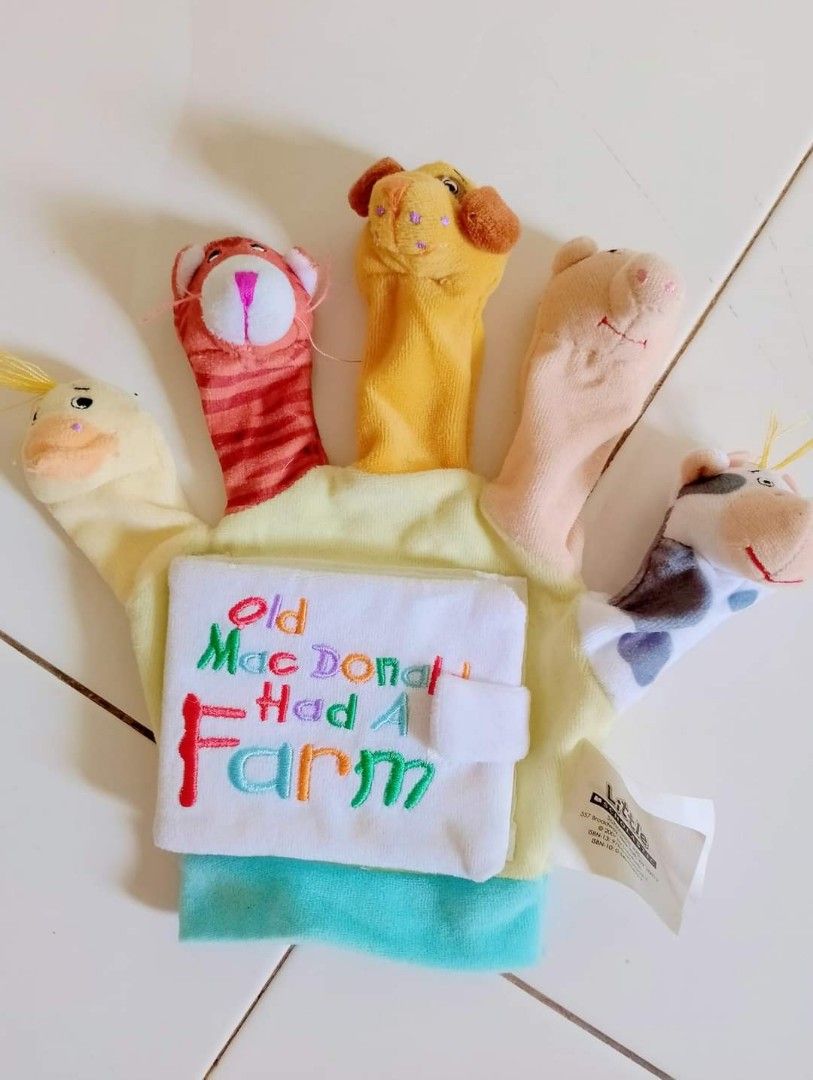 Old Macdonald A Hand Puppet Board Book, Hobbies & Toys, Books & Magazines, Children's Books on