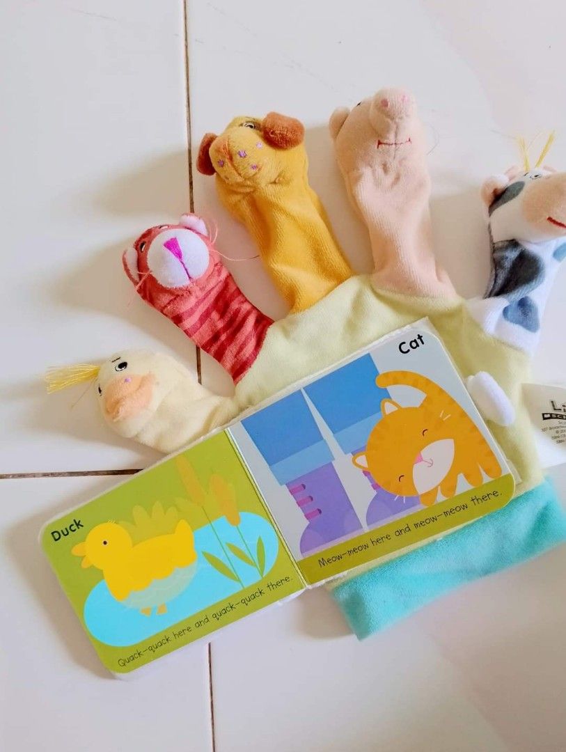 Old Macdonald A Hand Puppet Board Book, Hobbies & Toys, Books