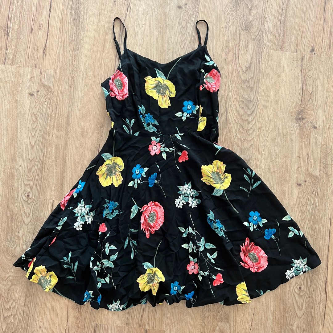 Old Navy Floral Dress, Women's Fashion, Dresses u0026 Sets, Dresses on Carousell