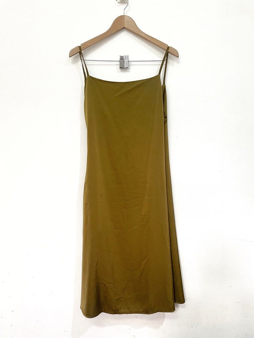 Olive Green Dress, Women's Fashion, Dresses & Sets, Dresses on Carousell