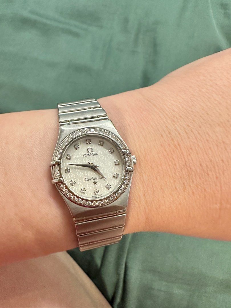Omega hotsell constellation 29mm