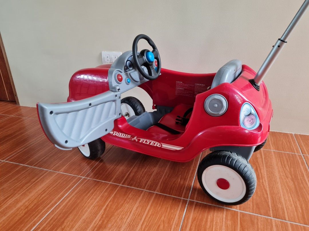 Original Radio Flyer car steer and stroll coupe Babies Kids