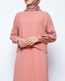 COTTONINK pink Alev

Maxi Layered Dress