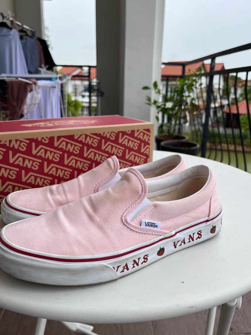 Pink ballerina vans store
