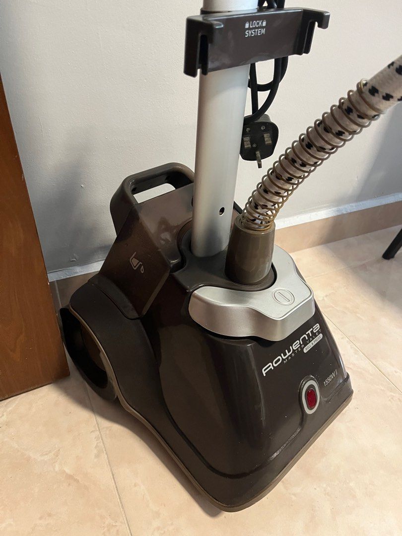 Rowenta Master Vault (Roll & Press) 1550W Steamer, TV & Home Appliances