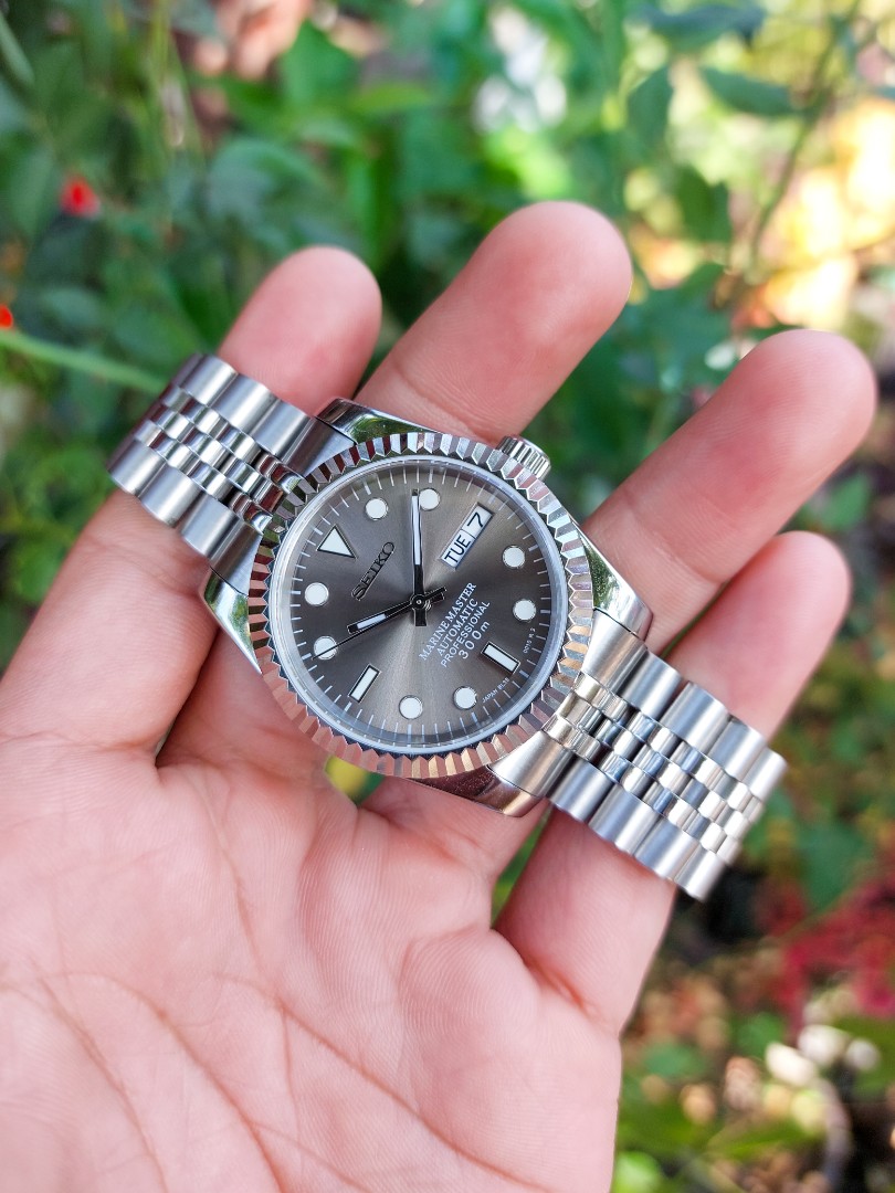 Seiko Custom Build Gray Dialed Automatic Watch, Luxury, Watches on Carousell
