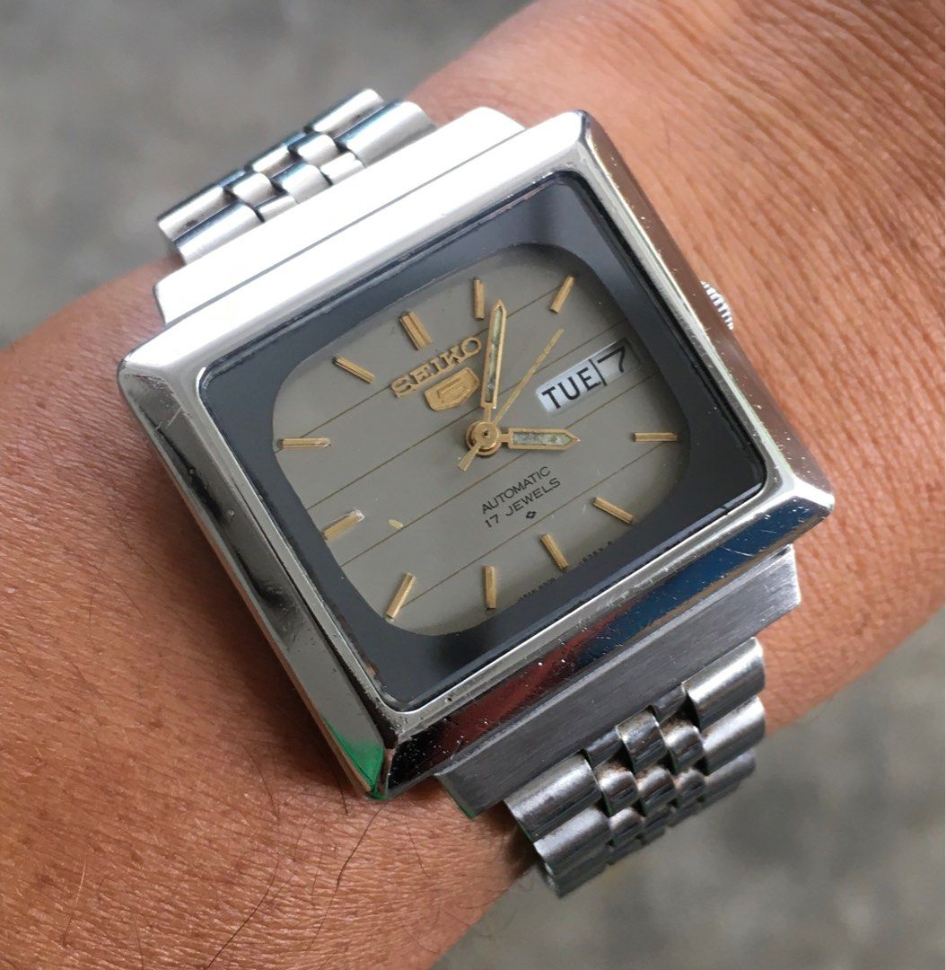 Seiko TV, Men's Fashion, Watches & Accessories, Watches on Carousell
