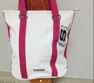 (Category: ) located in . Submitted by tteoh (Listing ID 1213820895, Image 1). Description: .