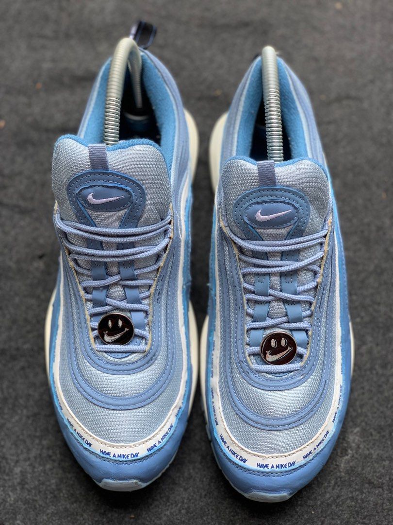 Have a nike day light blue best sale