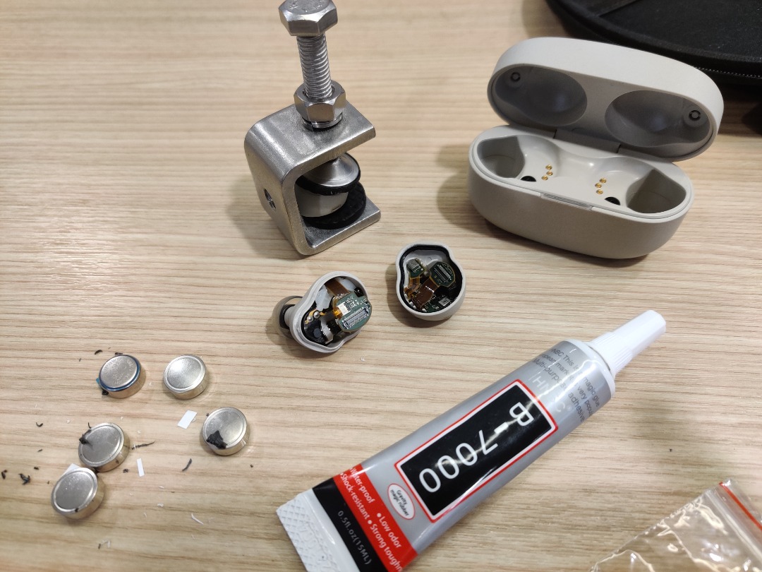 Xm4 battery best sale