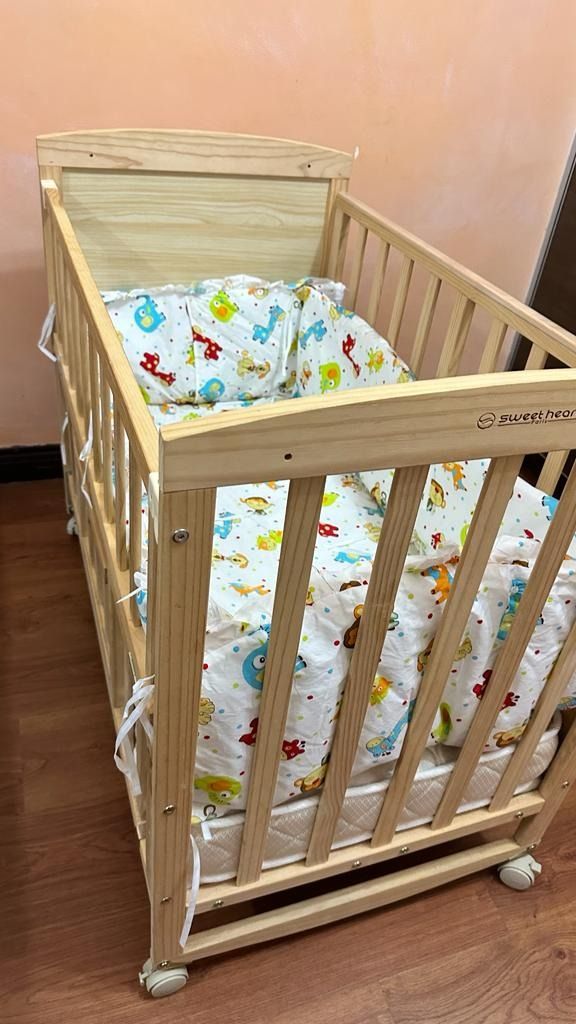 Sweetheart Paris Baby Crib Mattress Bedding set
