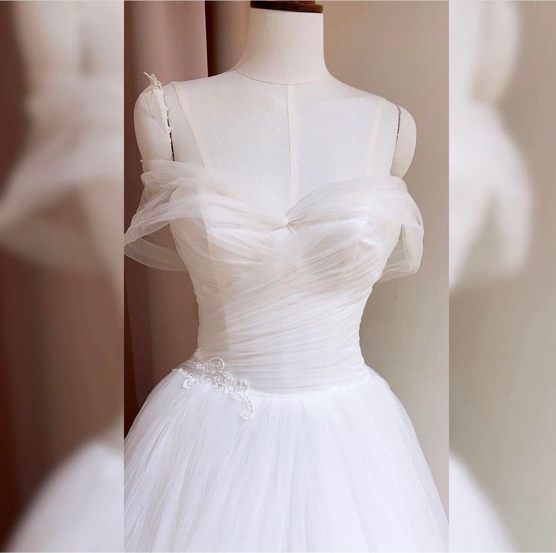 The gown top warehouse dayre