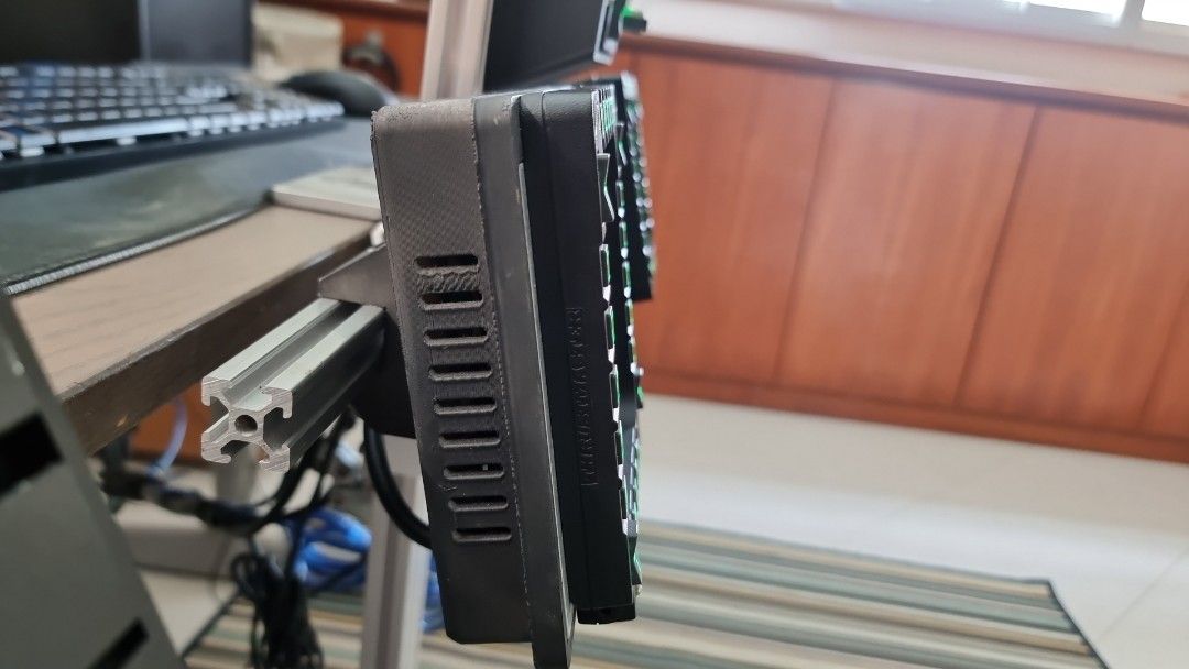 Thrustmaster Cougar F16 viper A10 warthog MFD screens for flight