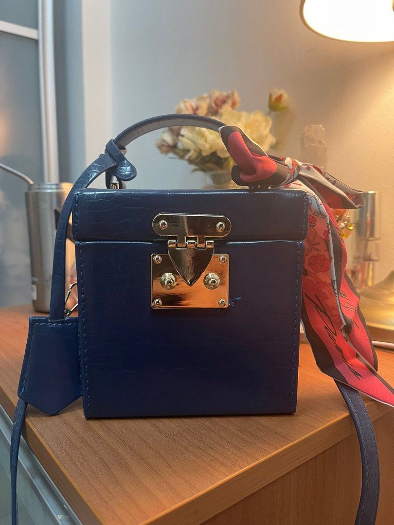 Vanity box bag shape cross body sling bag