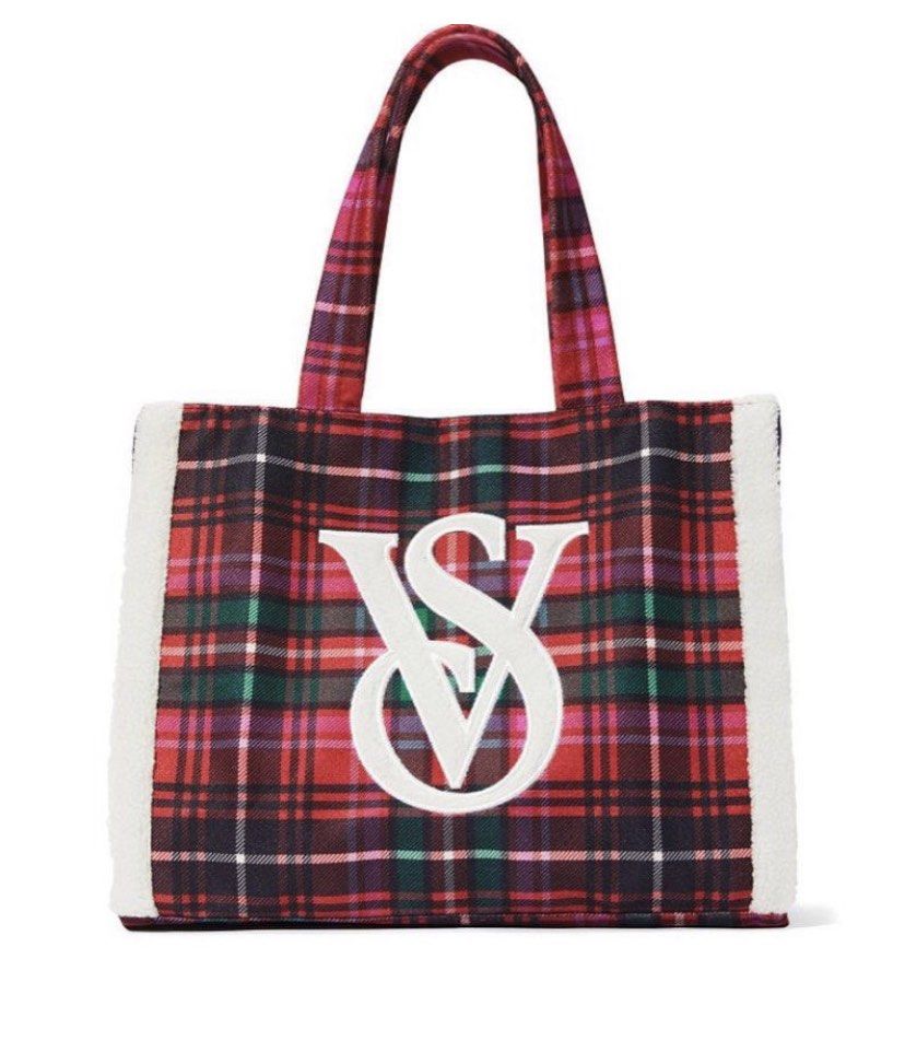 Victoria s Secret Black Friday Holiday 2022 Plaid Tote Bag - Victoria's  Secret bag 