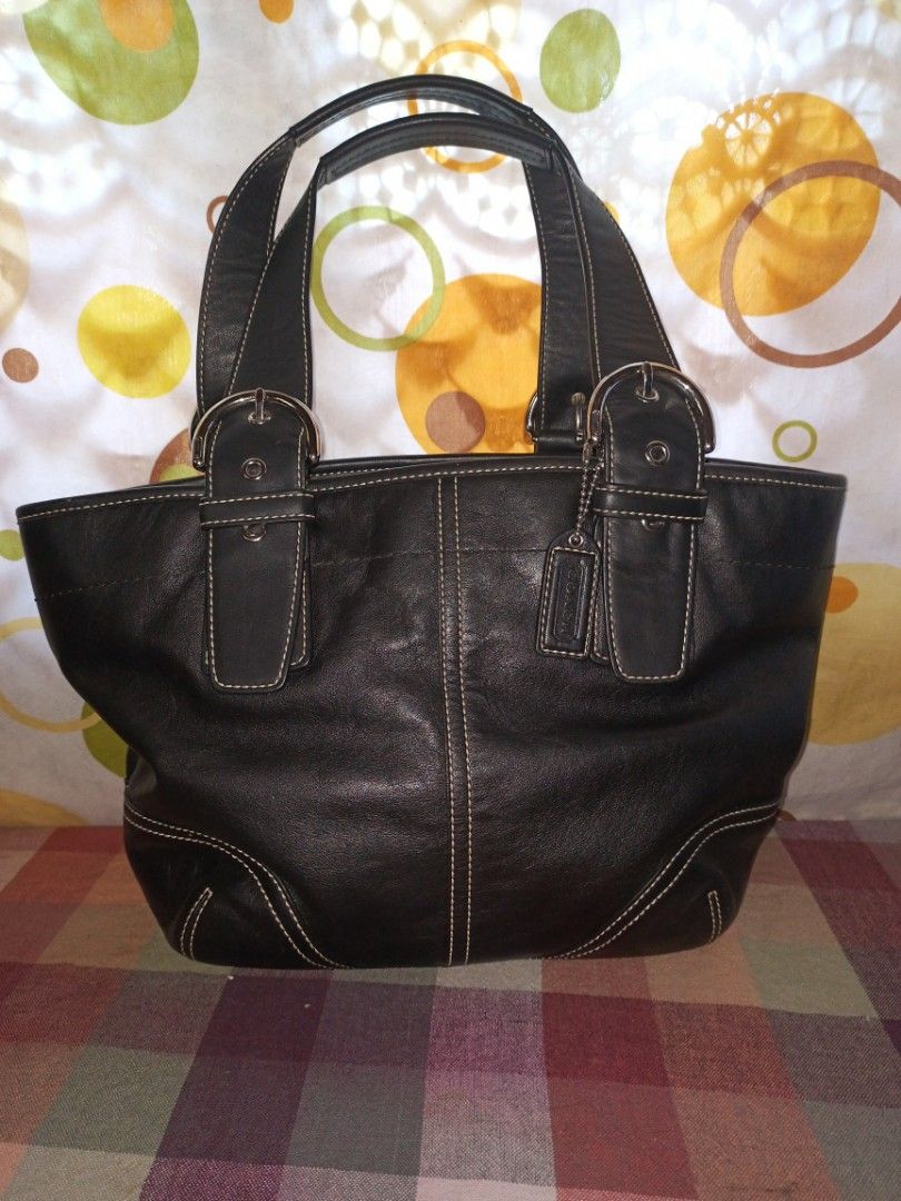 Vintage coach hotsell black leather purse