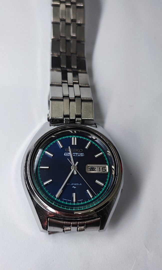 Vintage Rare Seiko actus 7019-7060, Men's Fashion, Watches & Accessories,  Watches on Carousell