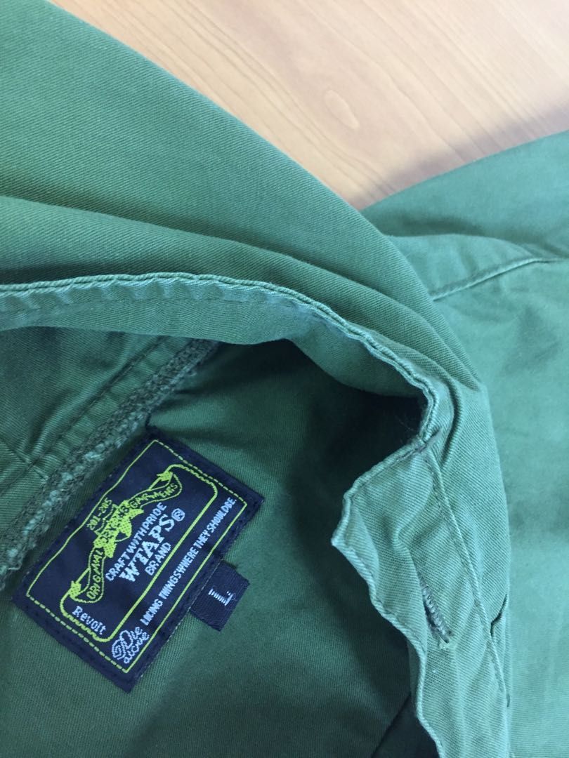 WTAPS (Category: Activewear) located in Manila. Submitted by soyfresh (Listing ID 1213961545, Image 3). Description: Hooded Shirt Medium/Small Frame.