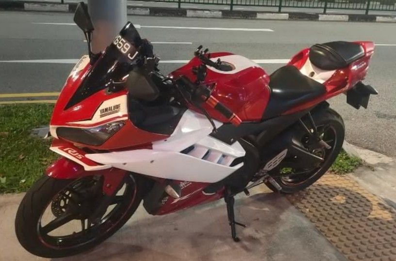 r15 v2 side panel price