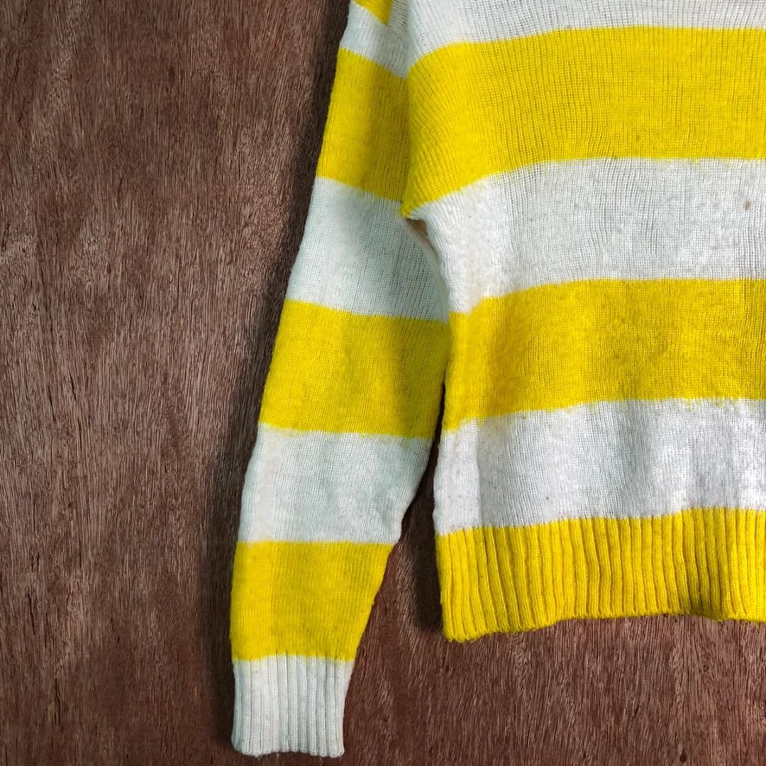Kurt cobain yellow sweater top