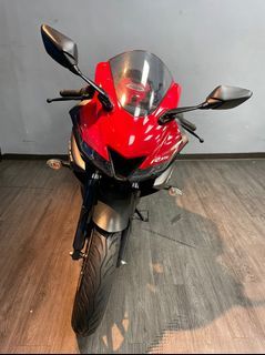 18年山葉R15 V3 正叉 5100km $82000/機車、電動車、重機買賣/桃園貳輪嶼