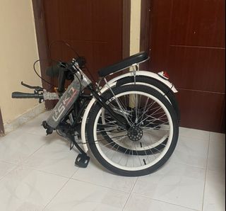 （分類：）位於 。 由 maggieeee1121 提交（商品編號 1214068025，圖片 1）。簡介： 。