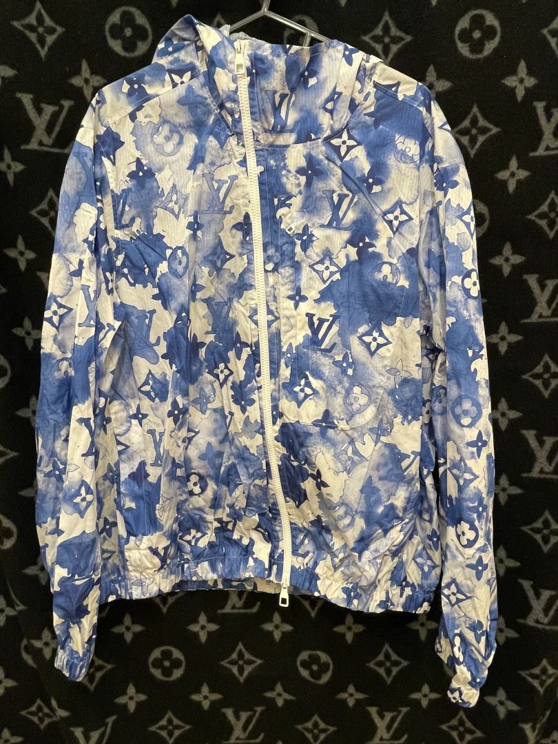 正版現貨限量版Louis Vuitton LV 男裝䄛Pre-Spring 21 Watercolor Windbreaker Jacket  Blue, 名牌, 服裝- Carousell