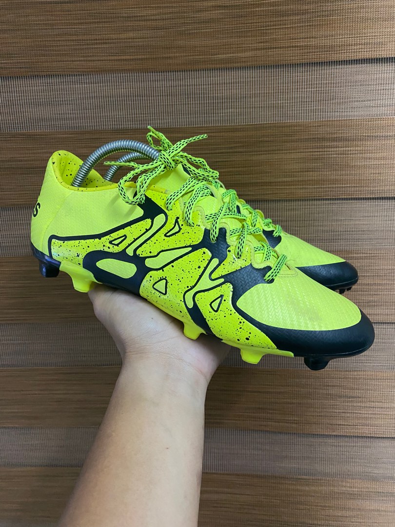 Adidas x store 15.1 neon