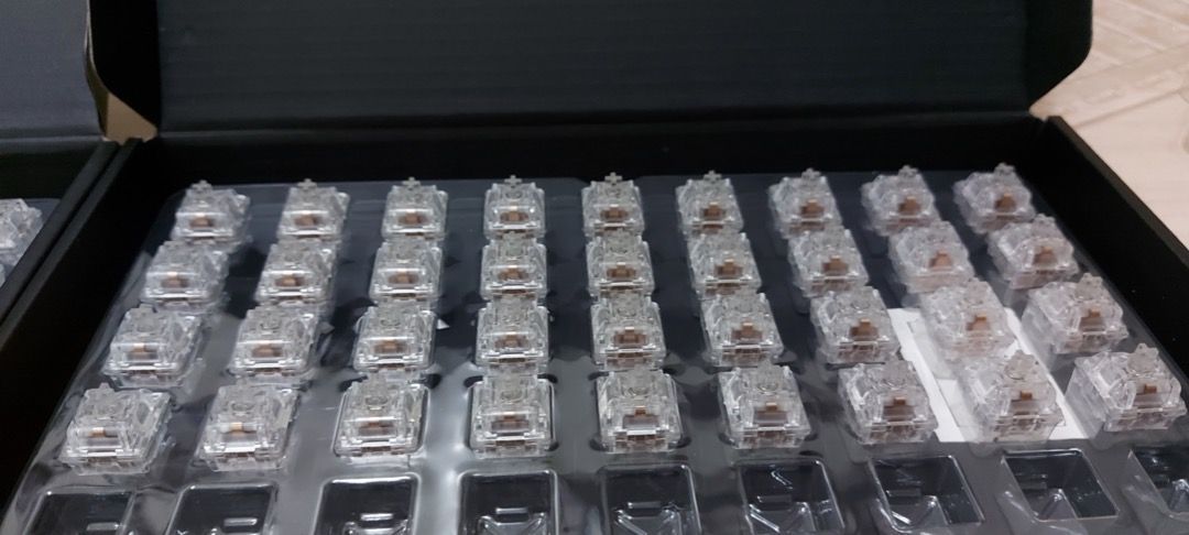 Akko CS Crystal Linear Switches 81 pcs, Computers & Tech, Parts ...