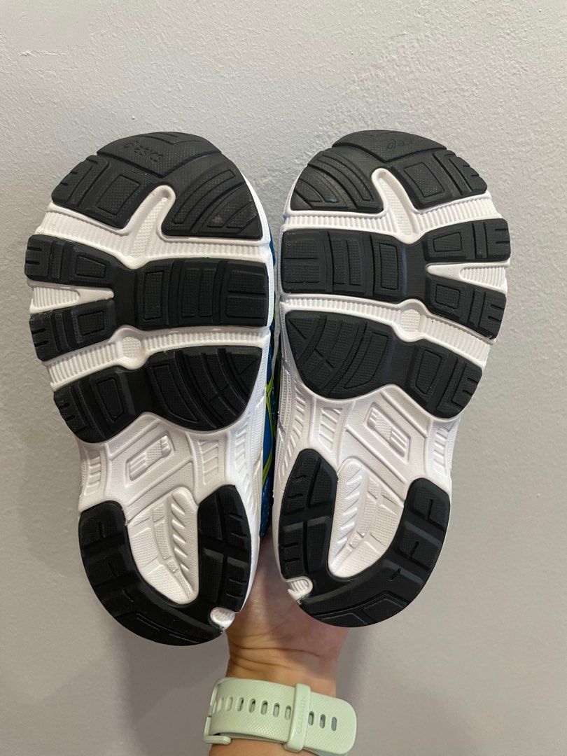 asics boys shoes