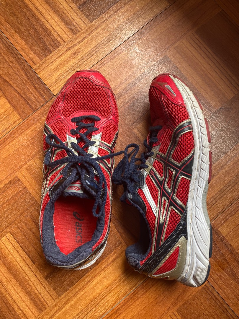 Asics Gel Neo Lighten Red Sneakers thrift vintage retro preloved