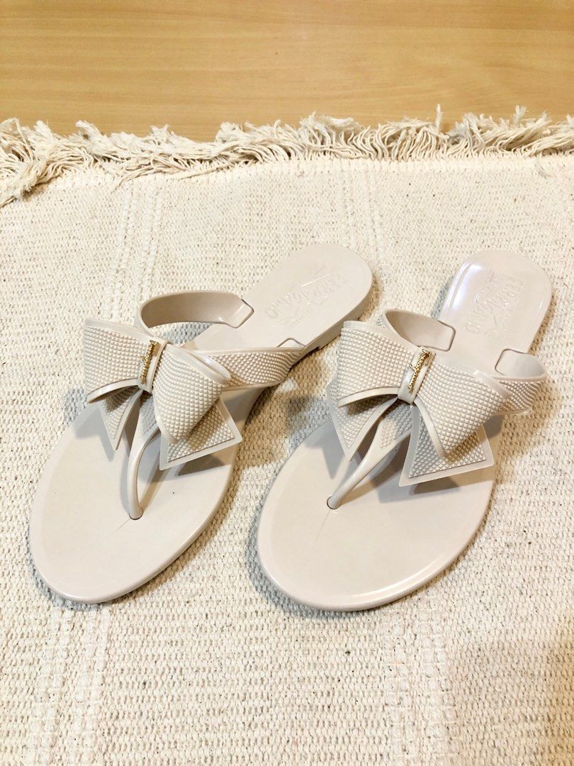 Salvatore ferragamo sales thong sandals