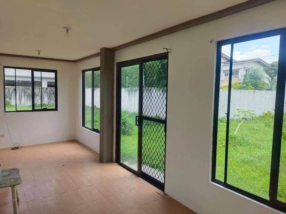 Avida Settings Nuvali House and Lot (Category: House & Lot) located in Quezon City. Submitted by bugz77 (Listing ID 1214153344, Image 3). Description: For sale: AVIDA Settings, NUVALI Canlubang, Laguna Newly renovated House and Lot 3 Bedrooms 2 T&B 2 Car Garage Fully Furnished Outdoor Patio Fully Furnished (can send pix) Floor area: 85 sqm Lot Area: 155 sqm Php 12.5M, Neg Avida Settings, Nuvali Amenities Social Hall, Residential Lounge, Children'