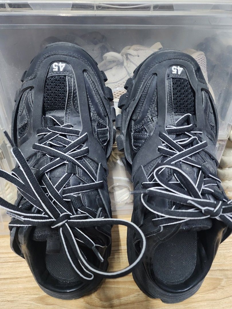 Trackers balenciaga top