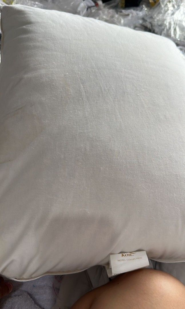 King koil goose deals down pillow hotel collection