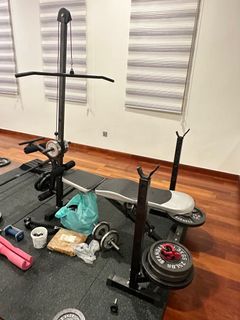 Bodybuilding Bench with Lat Pull-down & Squat Rack