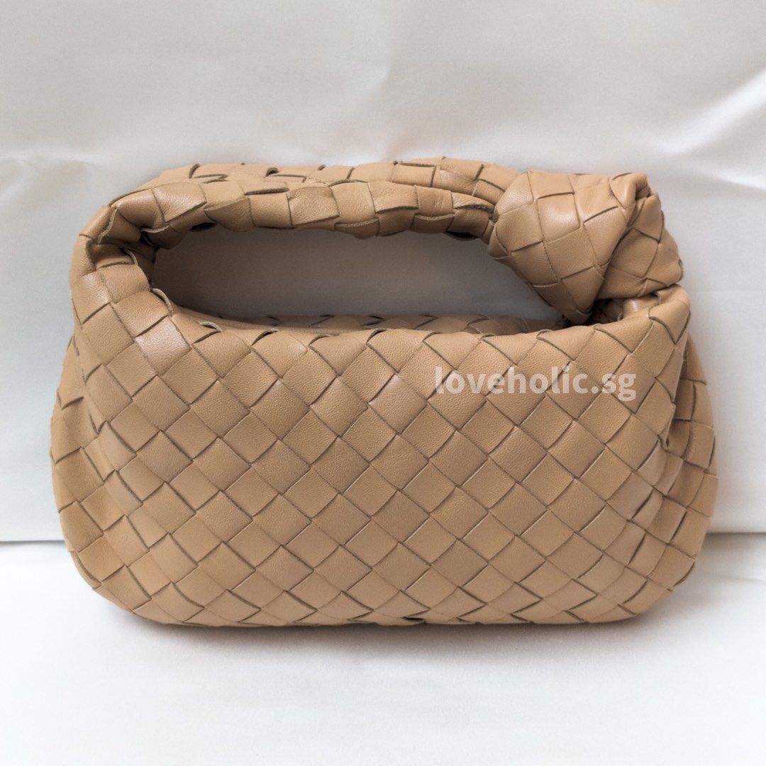 Bottega veneta discount mini jodie cipria