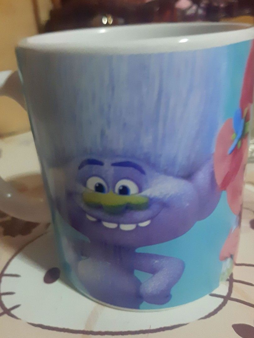 Bundle mugs (Category: Coffee & Tea Tableware) located in Urdaneta. Submitted by melan218 (Listing ID 1214081406, Image 3). Description: as is..