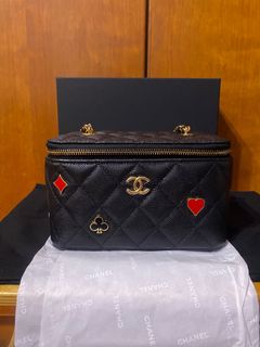Chanel xl card holder price clearance