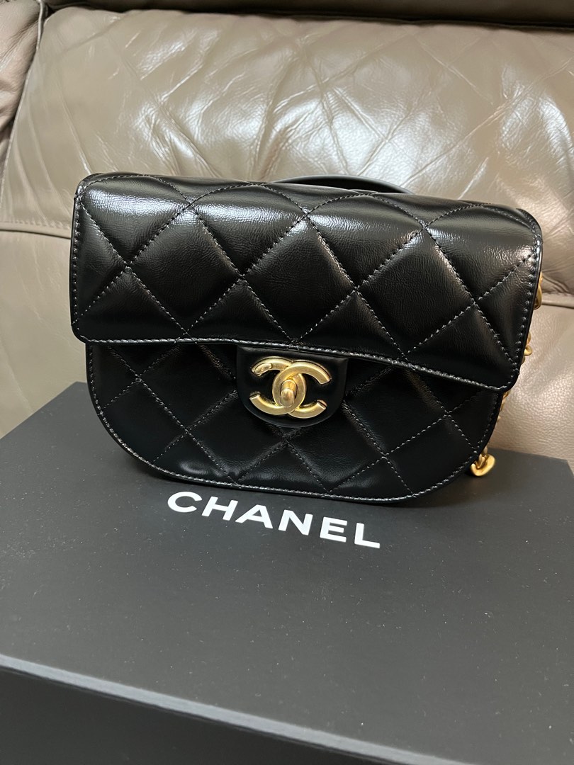Chanel messenger bag 郵差包, 名牌, 手袋及銀包 Carousell